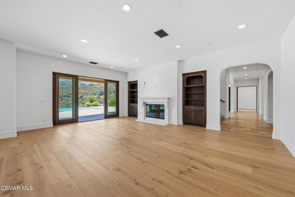 MLS #226002891 image #14