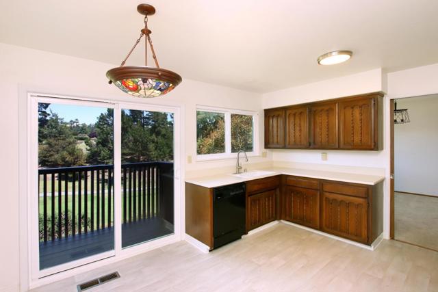 1079 Sumner Avenue, Aptos CA: https://media.crmls.org/mediaz/75147ef7-5929-4775-9290-6f39d5986f7d.jpg