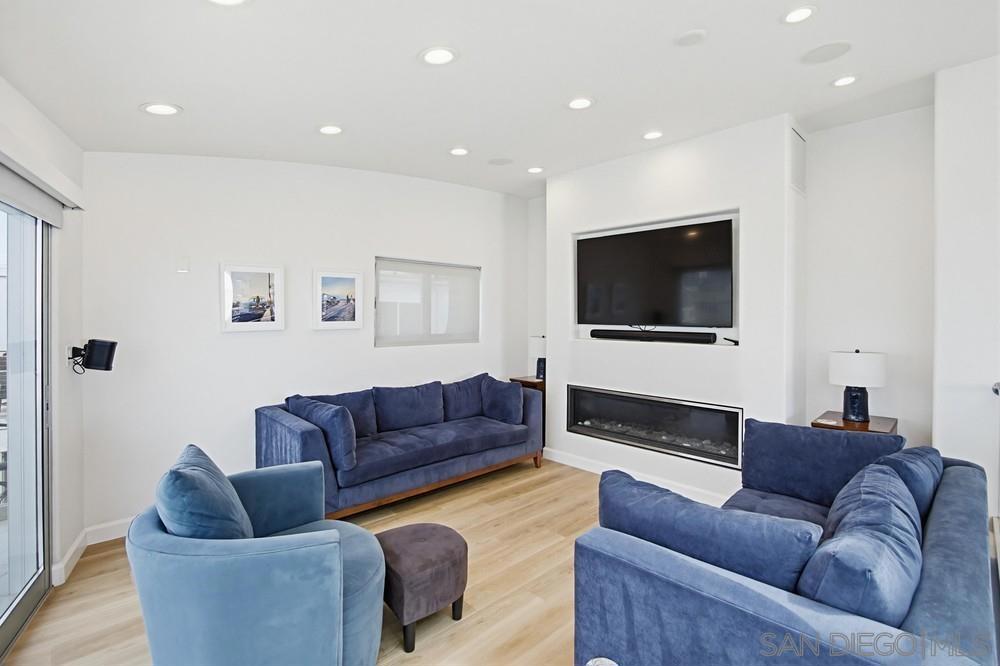 3786 Strandway - photo 9