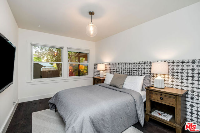 4838 Coldwater Canyon Avenue, Sherman Oaks CA: https://media.crmls.org/mediaz/7515857a-037a-4ec2-bdce-9366c3706276.jpg