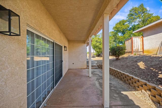 Detail Gallery Image 46 of 61 For 330 Skyline, Vista,  CA 92084 - 5 Beds | 4 Baths