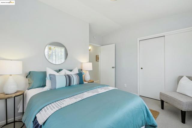 827 Norvell St, El Cerrito CA: https://media.crmls.org/mediaz/75188e33-70ea-46d4-bd78-c33fc3a64794.jpg
