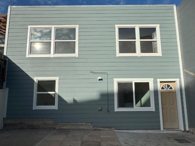 139 Bridgeview Drive, San Francisco CA: https://media.crmls.org/mediaz/75196785-33d2-4de4-8600-a773337351a7.jpg