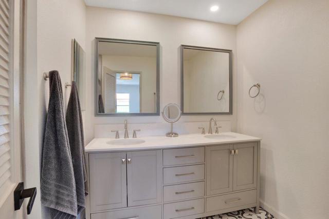 Image 16 of 43 For 72732 Tony Trabert Lane