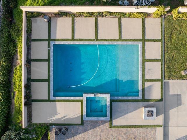 1420 Idaho Ave, Escondido CA: https://media.crmls.org/mediaz/751c54fb-68c2-40b6-a0e3-3b3737506633.jpg