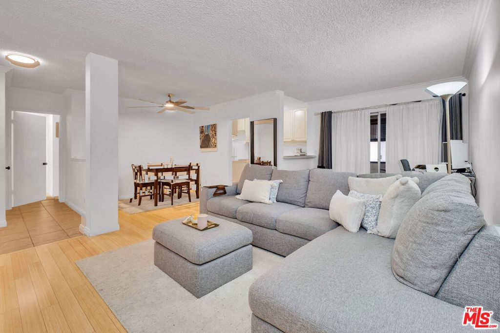 5651 Sumner Way #102