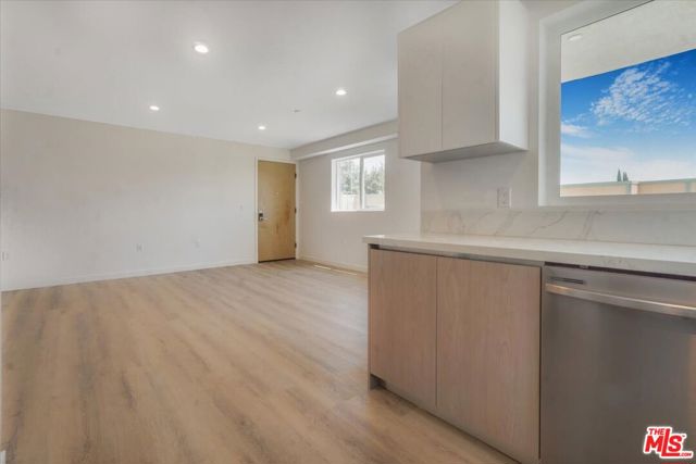10918 Camarillo Street, North Hollywood CA: https://media.crmls.org/mediaz/751d47de-fe1f-42b6-acdd-76fae3cf1f24.jpg