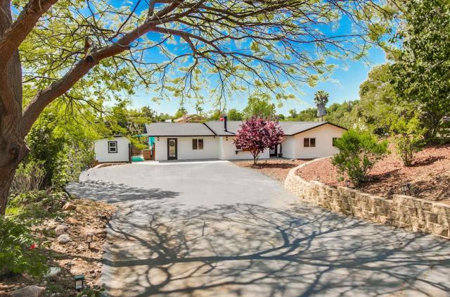 2167 Reineman Road, Fallbrook CA: https://media.crmls.org/mediaz/751da7b9-bb24-41a4-b7f8-acd1e42d84ff.jpg