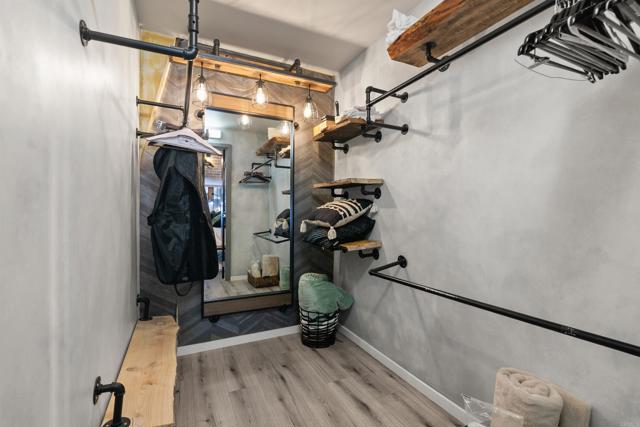 350 11Th Avenue, San Diego CA: https://media.crmls.org/mediaz/751e3b54-6b2e-4ad9-a313-44da68cacca9.jpg