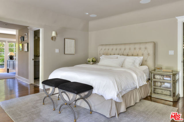 1857 Benedict Canyon Drive, Beverly Hills CA: https://media.crmls.org/mediaz/751e3f70-3c25-45e7-9b3f-7297c1016321.jpg