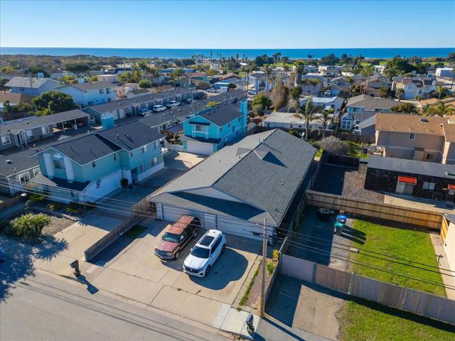 359 N 3rd Street, Grover Beach CA: https://media.crmls.org/mediaz/751eb35d-fbd4-4b7b-98b3-338d12cb27a0.jpg