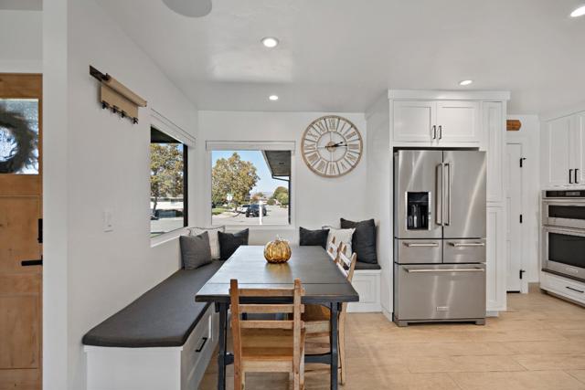 1231 Westward Drive, Hollister CA: https://media.crmls.org/mediaz/751fa851-138c-47ae-9423-565de2659111.jpg