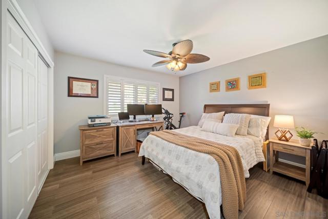 1654 Palomino Ln, Escondido CA: https://media.crmls.org/mediaz/75200640-5f8d-4321-a8e8-1f69d0fc6de7.jpg