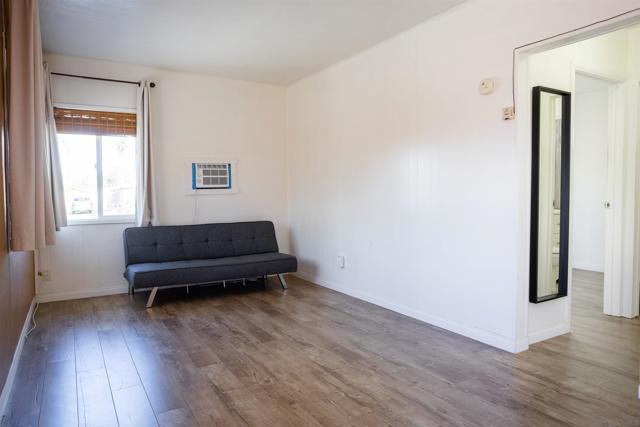 12643 Castle Court Dr, Lakeside CA: https://media.crmls.org/mediaz/752083fb-473a-43ca-94b6-33a5ba2f520c.jpg