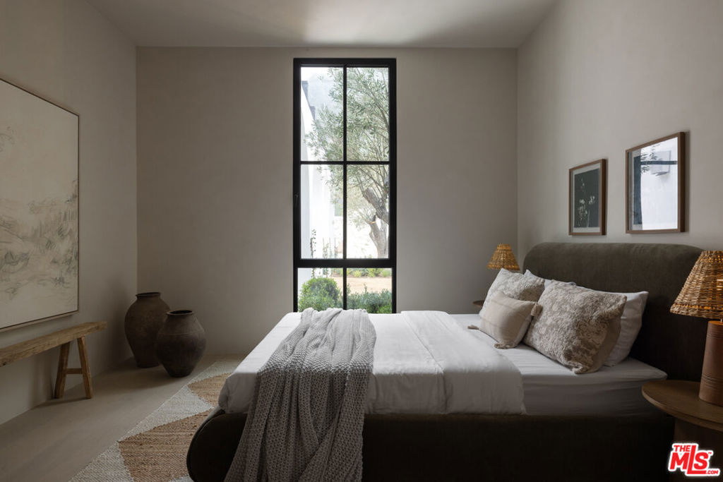 MLS #25572987 img 23