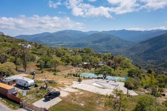 35000 Sky Ranch Road, Carmel Valley CA: https://media.crmls.org/mediaz/75216f8b-022f-48e0-bf91-bfa866179a94.jpg