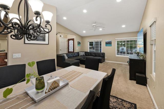 Detail Gallery Image 13 of 48 For 9216 Birchcrest Blvd, Santee,  CA 92071 - 4 Beds | 2/1 Baths