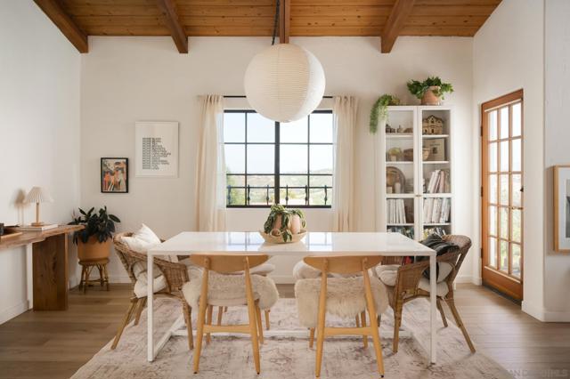 5615 Via Montellano, Bonsall CA: https://media.crmls.org/mediaz/7522e5de-0930-497d-a17a-f7c4a38ff9b5.jpg