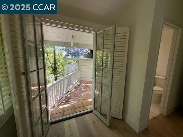 1675 EL NIDO #E, Diablo CA: https://media.crmls.org/mediaz/75239662-c20d-4d7a-bae4-55fb7e002308.jpg