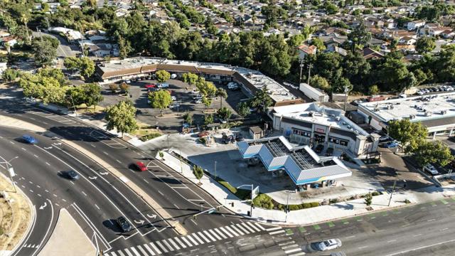 3284 Denton Way, San Jose CA: https://media.crmls.org/mediaz/7523d864-60e8-4413-8b0c-d535ab271097.jpg