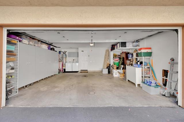 9327 Lake Murray Blvd, San Diego CA: https://media.crmls.org/mediaz/7523ff7f-82ec-4474-9a3c-7333584ea104.jpg
