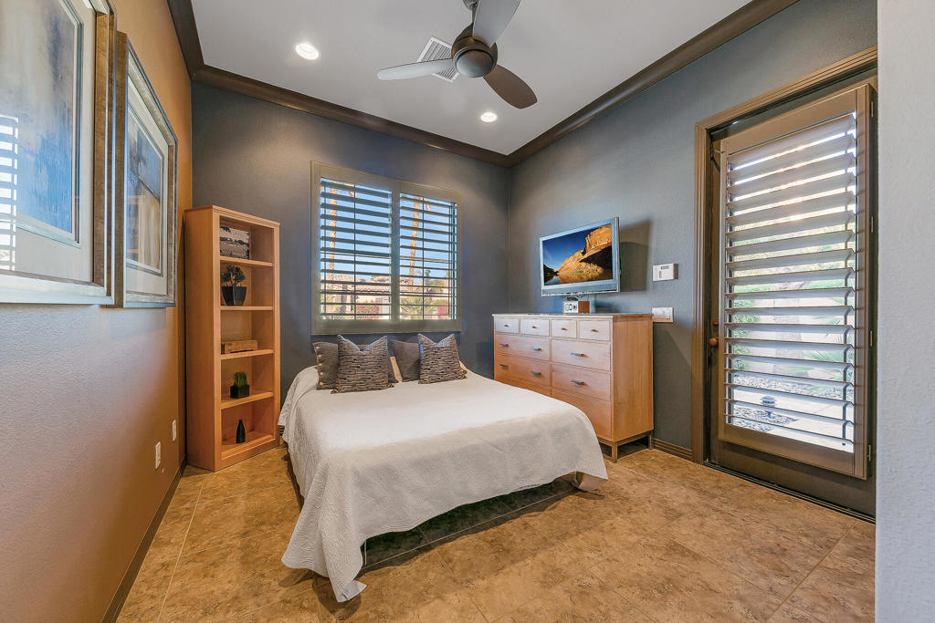 MLS #219139572DA image #12