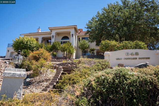 643 Old Course Ct, Valley Springs CA: https://media.crmls.org/mediaz/7526428d-3362-4b67-93d1-d13976251b97.jpg