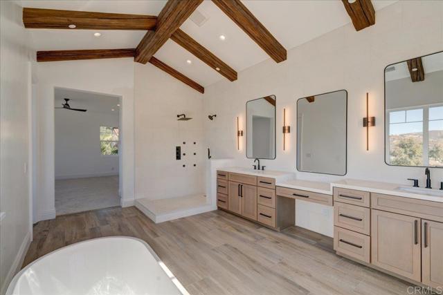 24321 Barona Mesa Road, Ramona CA: https://media.crmls.org/mediaz/75264b34-e951-405d-875e-c253dac64a47.jpg