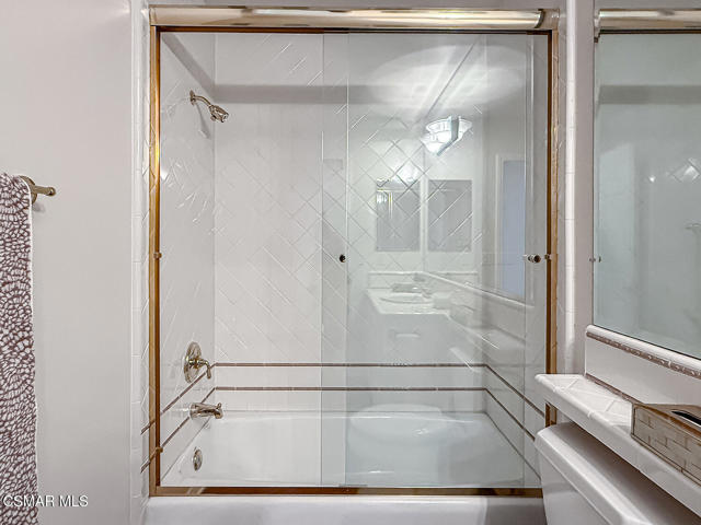 Image 11 of 31 For 185 Jaycroft Court