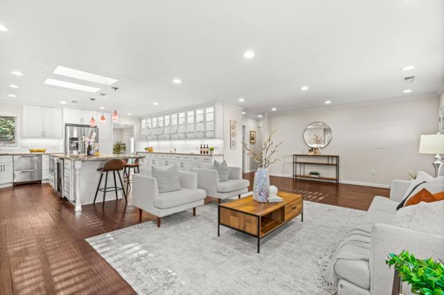 100 N Henry Avenue, Santa Clara CA: https://media.crmls.org/mediaz/7526afec-01d6-4cff-9f17-3ec90a6b629e.jpg