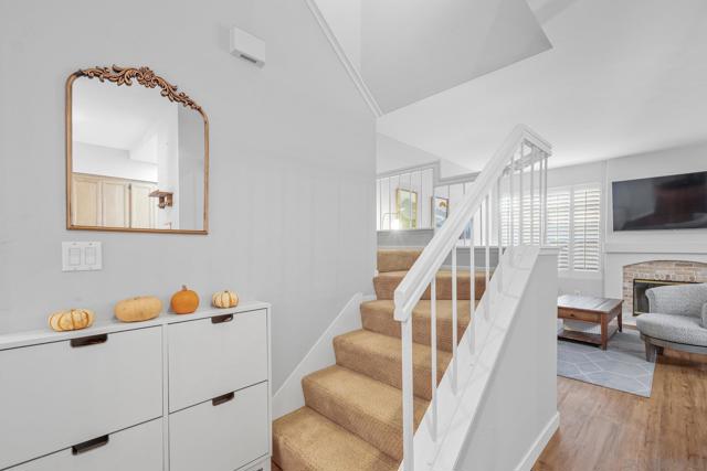 11378 Via Rancho San Diego, El Cajon CA: https://media.crmls.org/mediaz/75287329-de33-4a30-b0ad-88df572c1b40.jpg