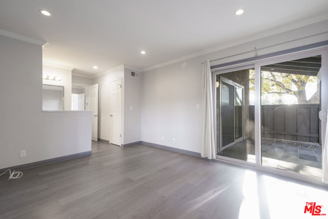 Image 23 of 43 For 2830 Lakeridge Lane