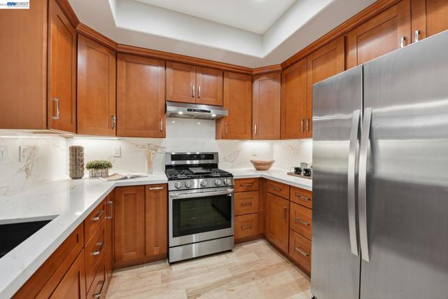 Image 17 of 55 For 15518 Harbor Way