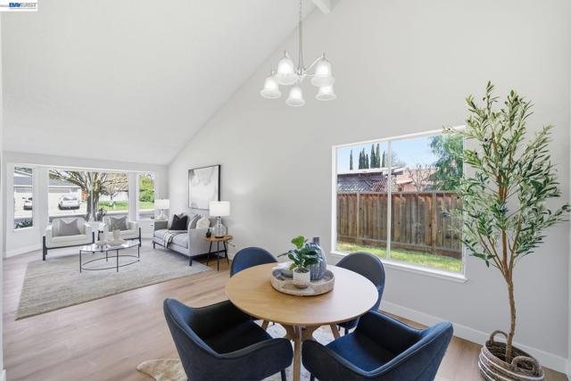 Image 7 of 47 For 5981 Skylinks