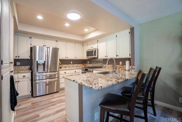 1302 El Corral Lane, San Marcos CA: https://media.crmls.org/mediaz/752e3c40-8636-45c6-aad7-87b2d0143fa3.jpg