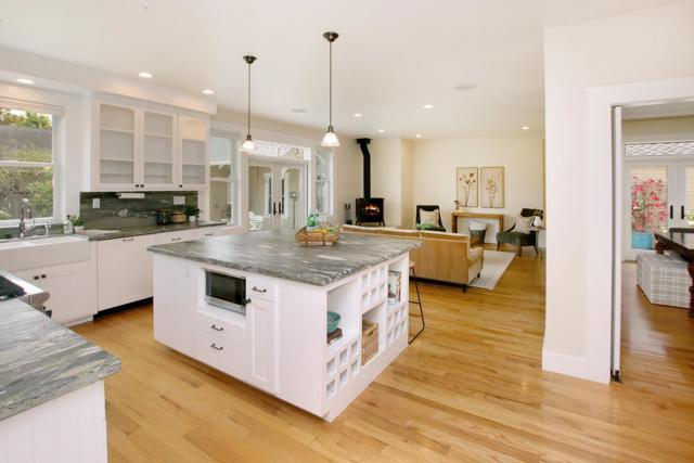 510 Windham Street, Santa Cruz CA: https://media.crmls.org/mediaz/75325745-bd34-4e2f-9331-f98f2e2a8a54.jpg