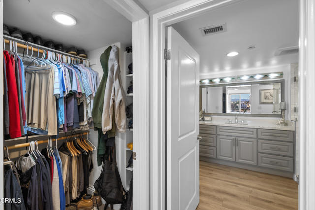 Detail Gallery Image 23 of 41 For 4376 Tradewinds Dr, Oxnard,  CA 93035 - 3 Beds | 2/1 Baths