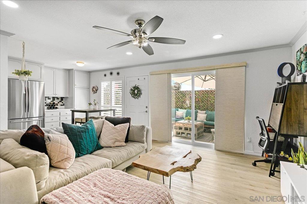 4404 Bond St E, San Diego, CA 92109