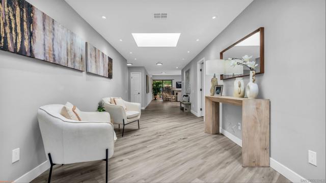 53 Colgate Dr, Rancho Mirage CA: https://media.crmls.org/mediaz/753381a5-6552-4d59-8ad6-809a93f9aaae.jpg
