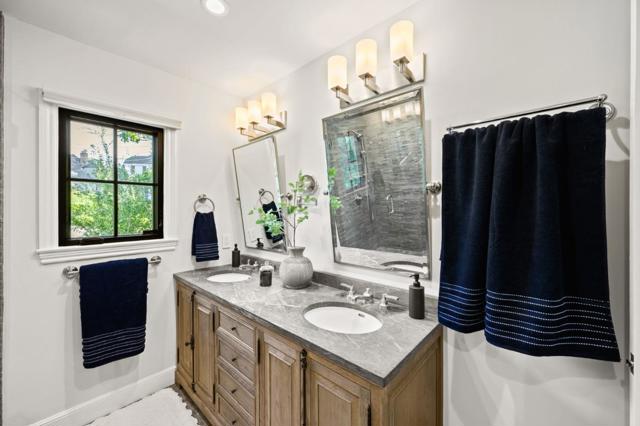 670 Edgewood Road, San Mateo CA: https://media.crmls.org/mediaz/75340152-e3d7-41d8-ba47-ce84857a0f13.jpg