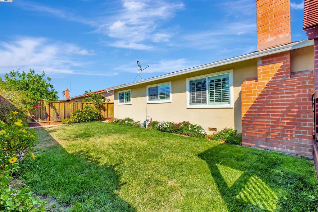 MLS #41101799 image #42