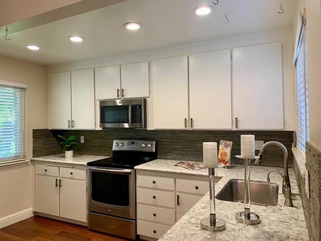 2128 Canoas Garden Avenue, San Jose CA: https://media.crmls.org/mediaz/7534f36e-2c17-4493-a9bb-c4938e4e0f47.jpg
