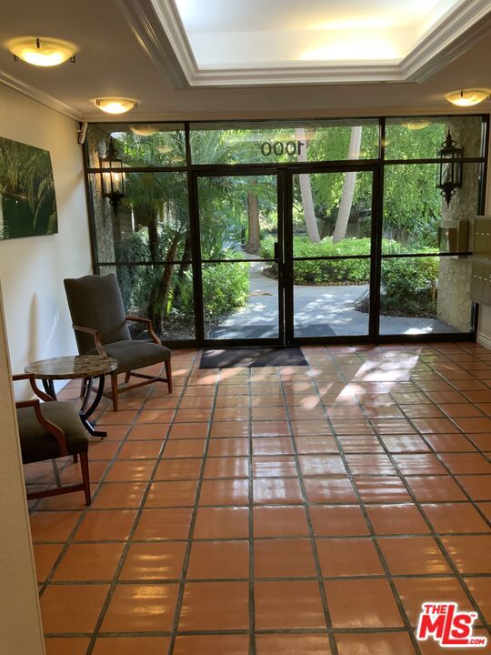 1115 Raintree Circle