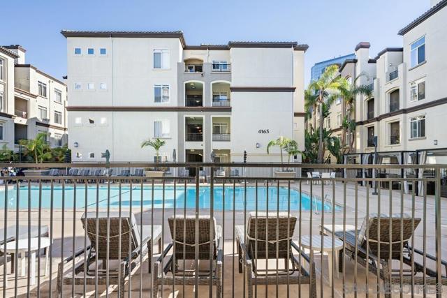 9263 Regents Rd., La Jolla CA: https://media.crmls.org/mediaz/75374e95-31b4-4d11-837f-d01d26633705.jpg