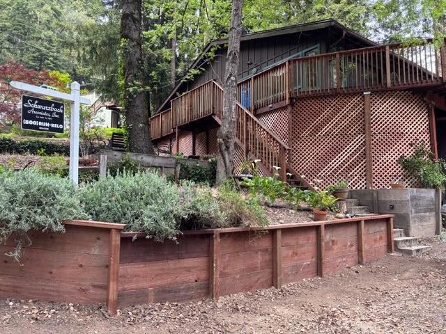 526 Lower Locksley Road, Boulder Creek CA: https://media.crmls.org/mediaz/753793cf-8f1c-485b-9ff8-f4d837c3c30a.jpg