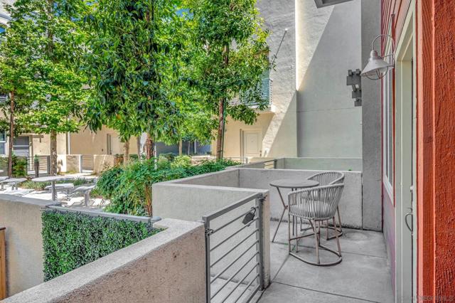 316 Antoni Glen, Escondido CA: https://media.crmls.org/mediaz/75385e1e-5524-444c-bf3c-ae77deabbe50.jpg