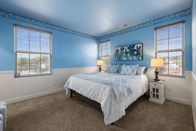 2555 Muirfield Way, Gilroy CA: https://media.crmls.org/mediaz/7538c68c-2f40-47e7-ba60-b87704cb7f55.jpg
