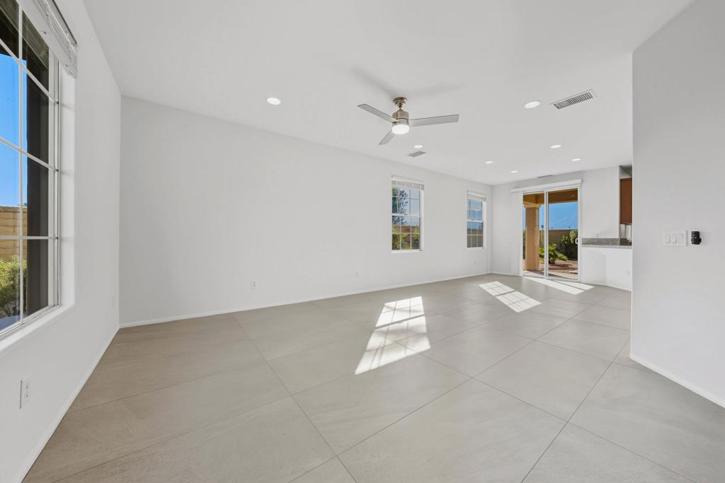 MLS #219137557PS image #5