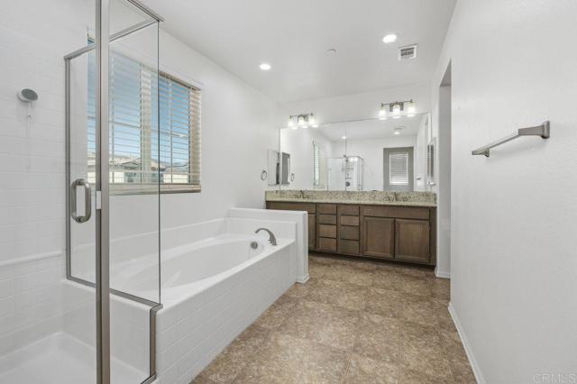 1362 Ortega Street, Chula Vista CA: https://media.crmls.org/mediaz/75397609-bb67-40c5-9c26-b756c3db923b.jpg