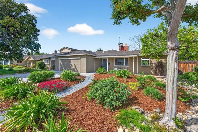 1312 Lubich Drive, Mountain View CA: https://media.crmls.org/mediaz/753c3470-e446-494c-b593-c1e98229cca6.jpg